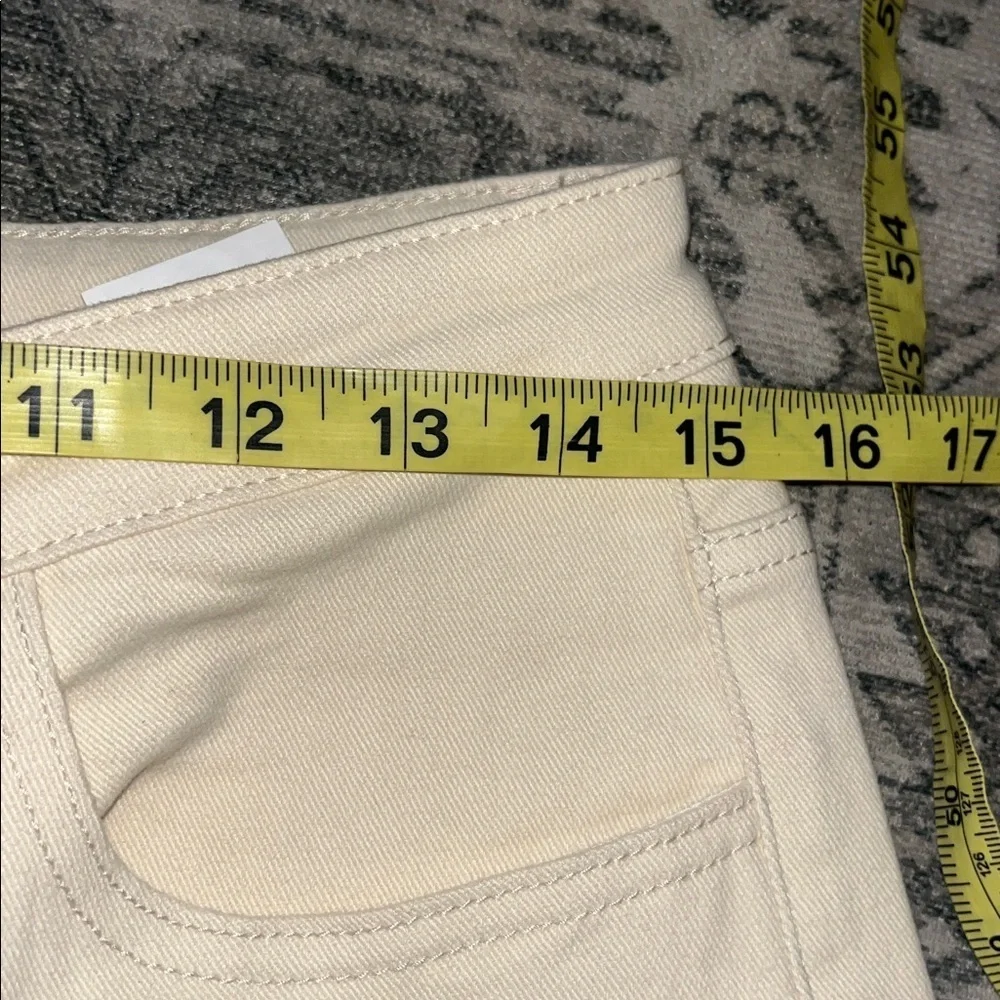 Pink Lily women’s off White Flared Jeans size 29